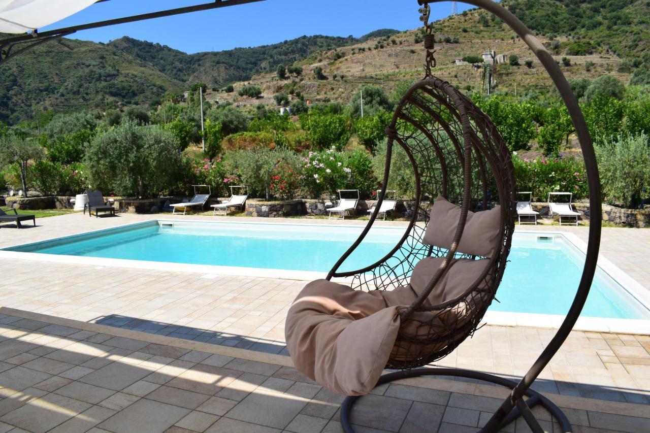 Taormina Villa Ibiscus Alcantara Gaggi Exterior photo