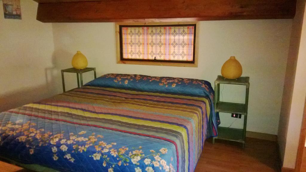 Taormina Villa Ibiscus Alcantara Gaggi Room photo